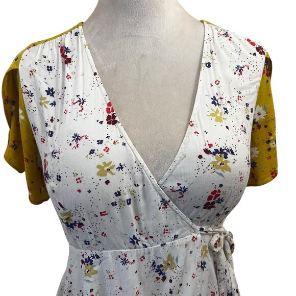 Anthropologie Meadow Rue Floral Wrap Blouse US Size 6 | Flutter Sleeve | Peplum - Picture 2 of 9